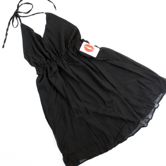 Backless Fit and Flared Black Cocktail Dress - Picture 7 of 8